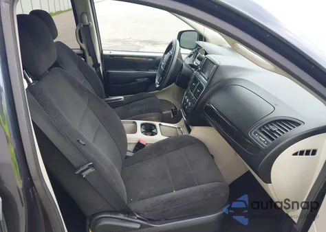 2013 Dodge Grand Caravan Sxt z USA, uszkodzony, nr VIN 2C4RDGCG7DR617808